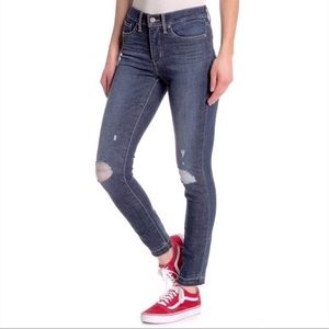 Levi’s 311 Shaping Skinny Jean sz 32/14